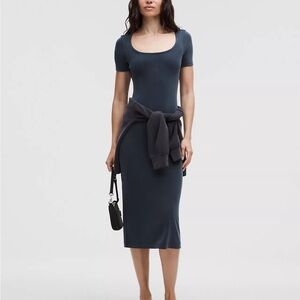 Lululemon drapey Softstreme scoop neck true Navy midi Dress